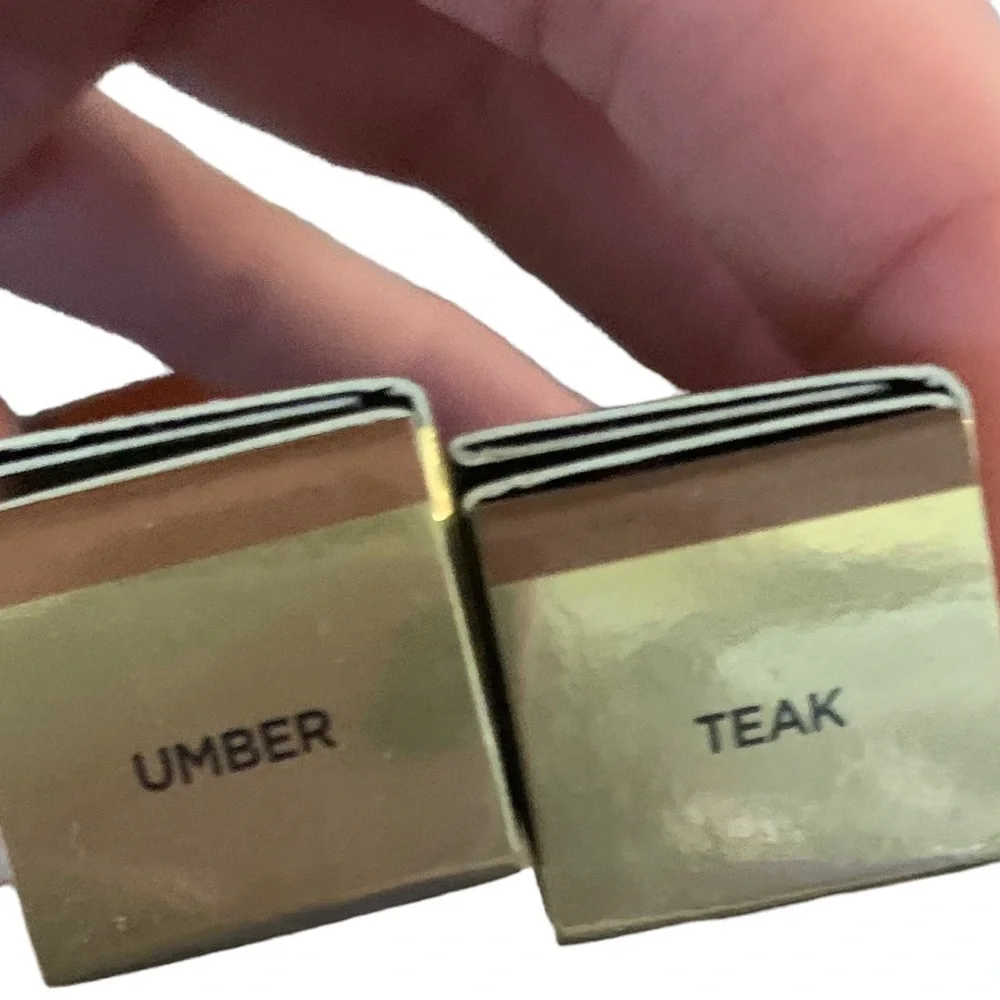 HOURGLASS Vanish Airbrush Concealer Umber or Teak NIB